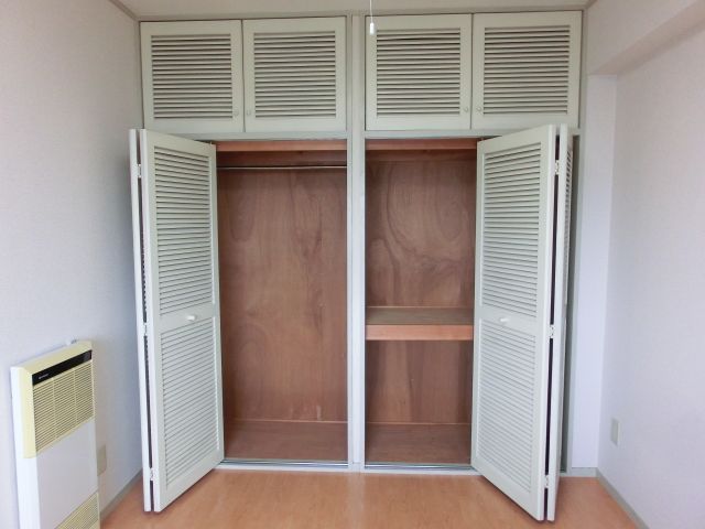 Receipt. Closet and storage has become into two halves ☆