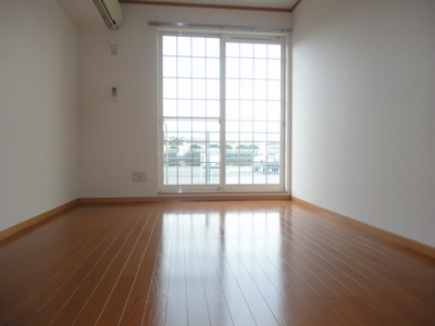 Living and room. Western-style 6 Pledge air-conditioned