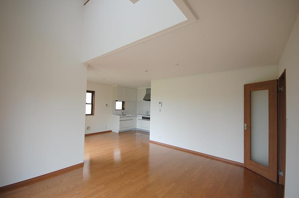 Same specifications photos (living). Living same specifications