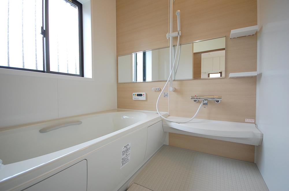 Same specifications photo (bathroom). Bathroom same specifications