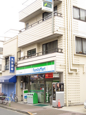 Convenience store. FamilyMart Higashinippori 6-chome store up (convenience store) 76m