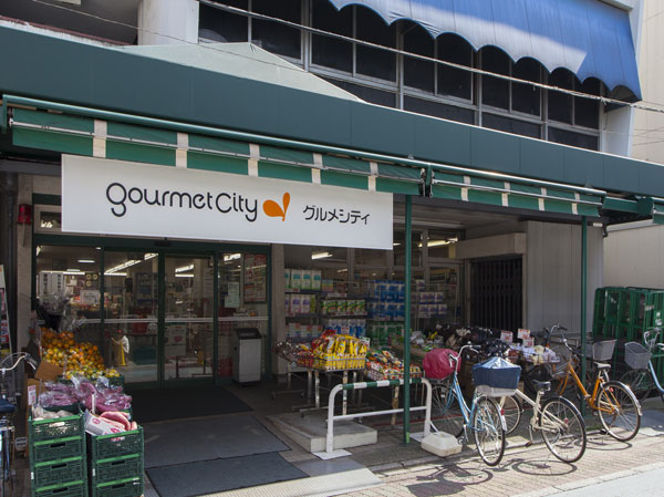 Surrounding environment. Gourmet City Higashiogu store (about 720m, A 9-minute walk)