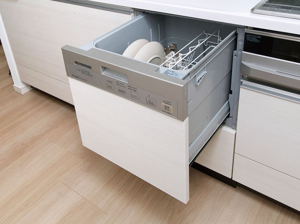 Kitchen.  [Dishwasher] On the dishwasher is finished beautifully simple, Standard equipped with a dishwasher of the compact with sanitary and water-saving effect. Low noise ・ Energy-saving, Smooth cleaning ・ You can to dryness.