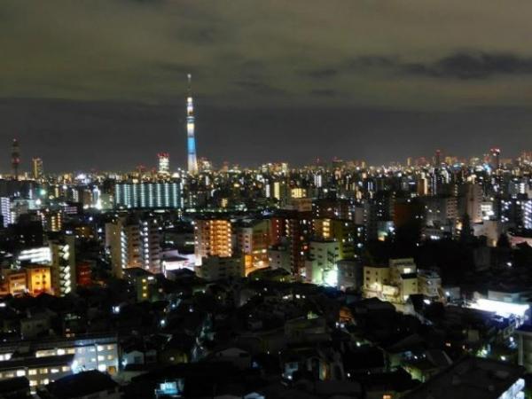 View photos from the dwelling unit