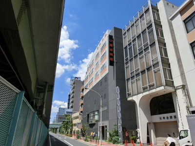 Hospital. Okada 170m to the hospital (hospital)