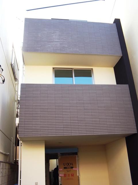 Local appearance photo