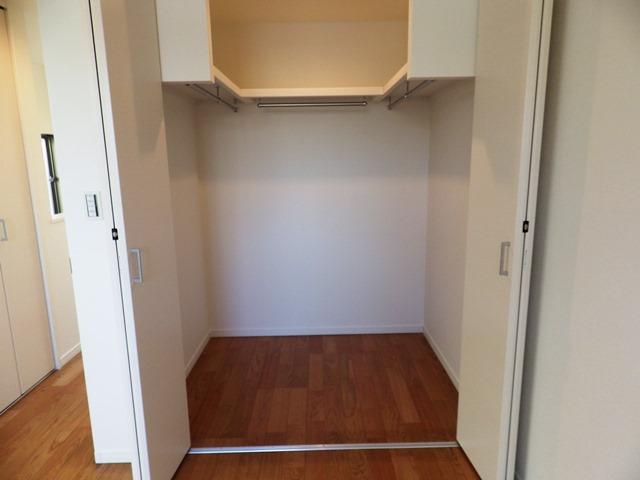 Receipt. Spacious storage