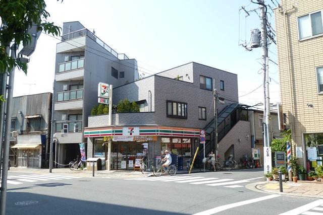 Convenience store. Seven-Eleven Minami-Senju 228m up to 6-chome