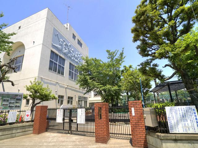 Primary school. Arakawa Ward fourth Kaita to elementary school 592m