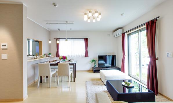 Living. Same specifications Photos