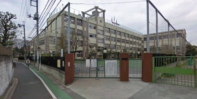 Junior high school. 20m to Ogu Hachiman junior high school (junior high school)