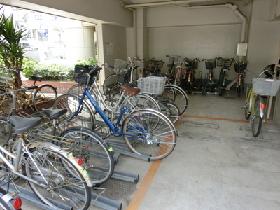Other common areas. Covered parked space