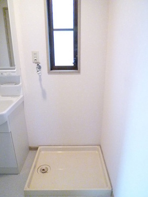 Washroom.  ※ 201, Room photo diversion / Current Status confirmation is needed reversal