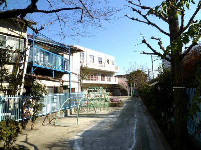 kindergarten ・ Nursery. Minami-Senju 700m to the third kindergarten