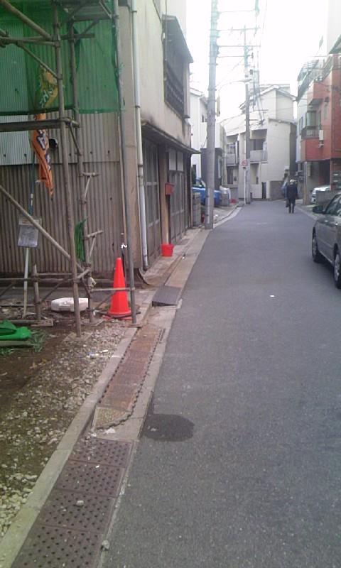 Local photos, including front road. Local (10 May 2013) Shooting