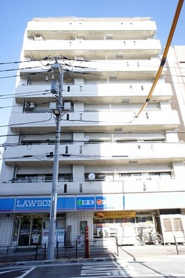 Building appearance. The first floor has become a convenience store