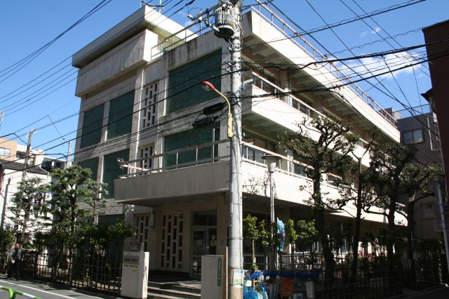 Other. Municipal Nippori Square Museum 190m until the (children's house) (Other)