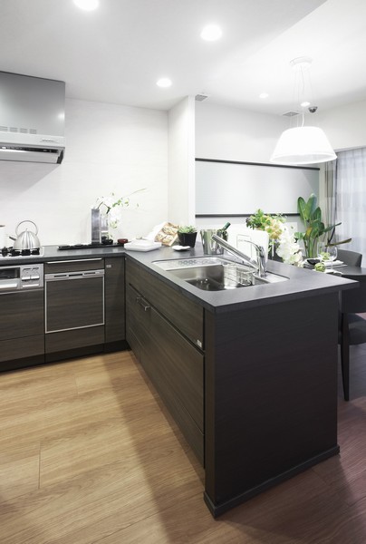 "L's KITCHEN" together in cuisine comfortable design in parent and child or husband and wife