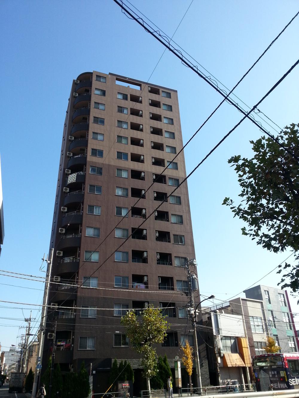 Local appearance photo. Local (12 May 2013) Shooting