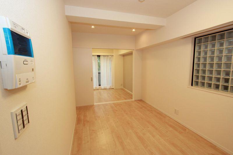 Living. Living-dining