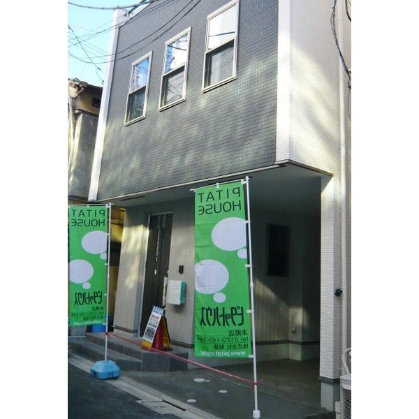 Local photos, including front road. Set back construction work was also completed