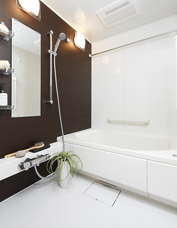 Bathing-wash room.  [Bathroom] So that comfortable bath time can feel, Planning a large number of equipment. The wide type of bathtub, You can relax stretched out a leg.  ※ In the apartment gallery, Of bathroom facilities can be confirmed. (The room is different from the one of this sale)
