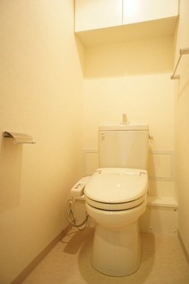 Toilet.  ※ It is a reference photograph of another room