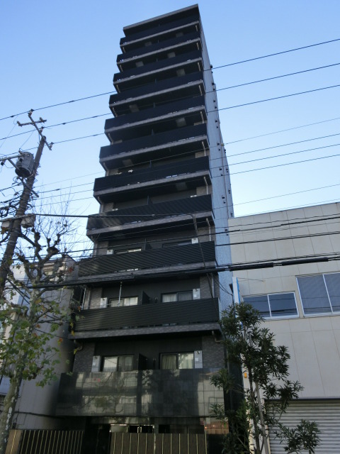 Building appearance. Yamanote Line Tabata Station 14 mins, Takasaki Line Oku Station 4-minute walk