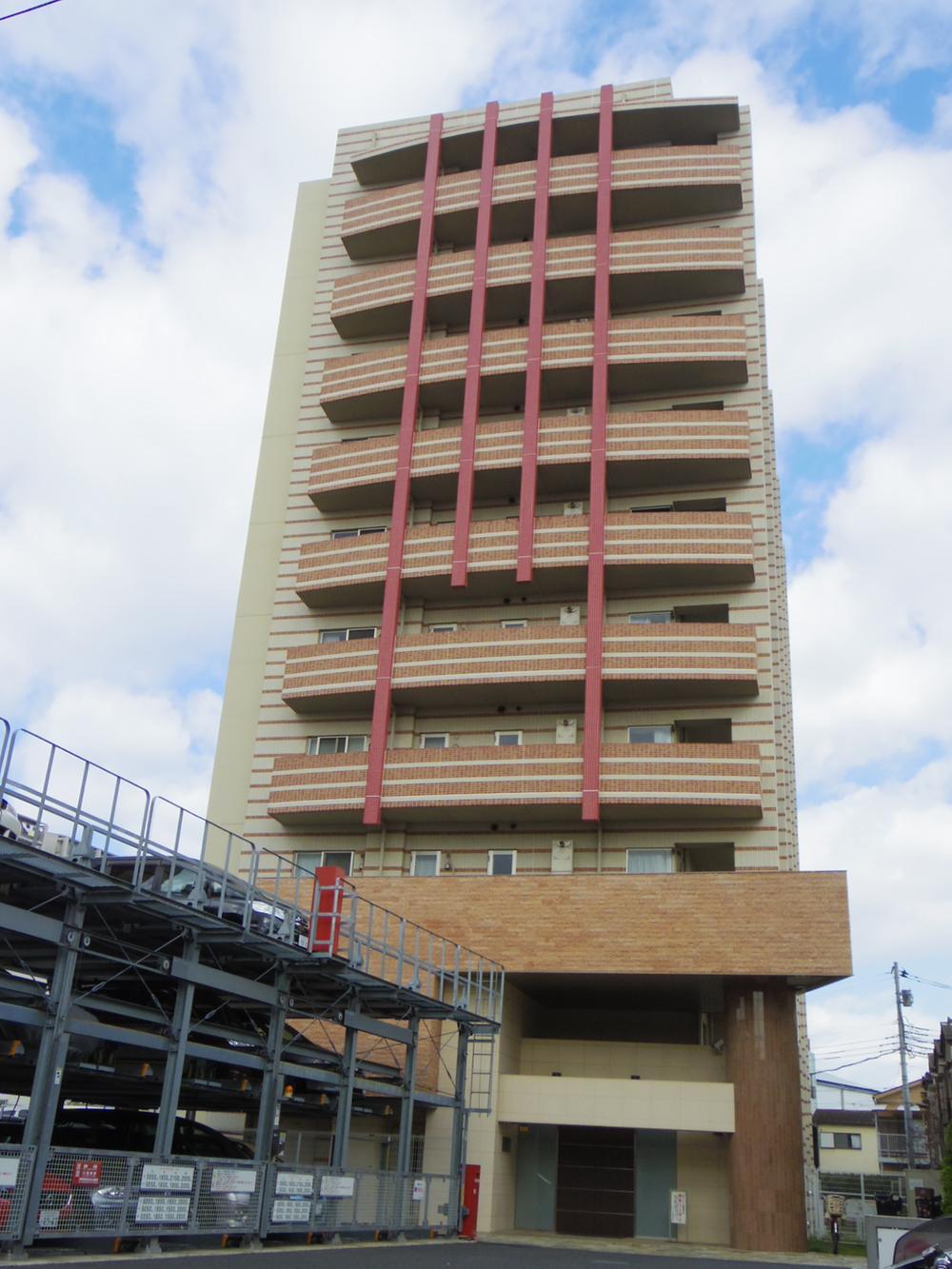 Local appearance photo. Local (11 May 2013) Shooting