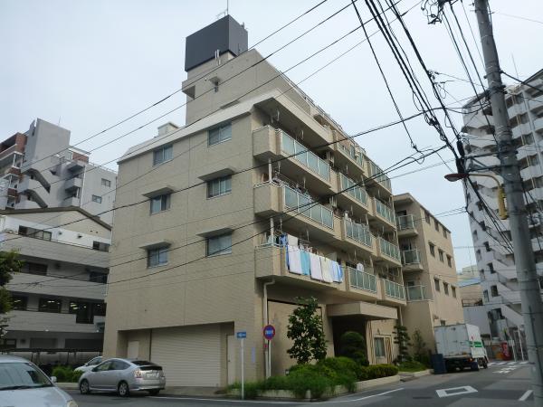 Local appearance photo. I could live with a pet!