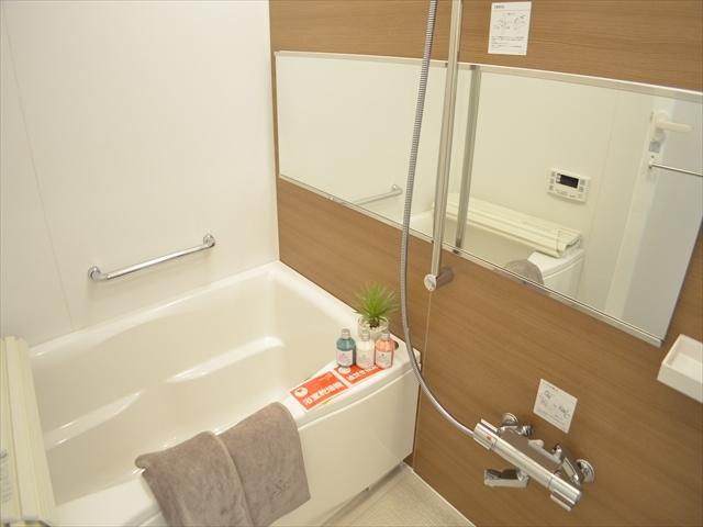 Bathroom. With bathroom ventilation drying heating function