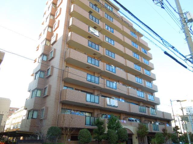 Local appearance photo. Local (12 May 2013) Shooting