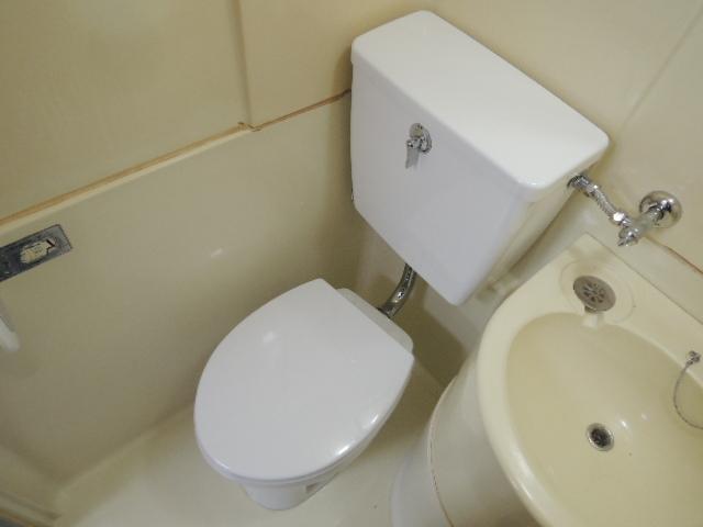 Toilet