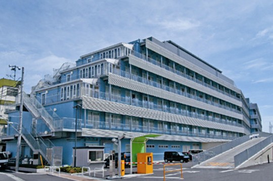 Hospital. Tokyo Women's Medical University 671m to the east, Medical Center (hospital)