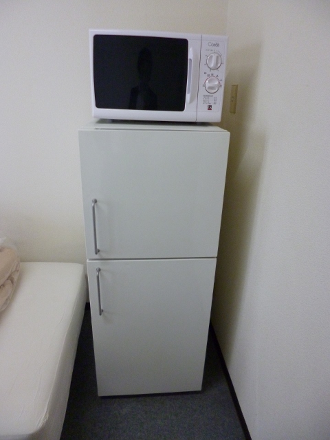 Other Equipment. Refrigerator & with microwave