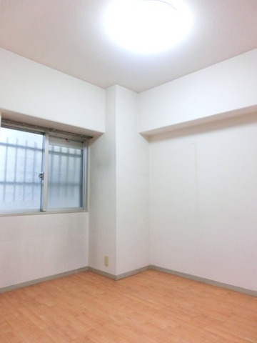 Living and room. Western-style (north)