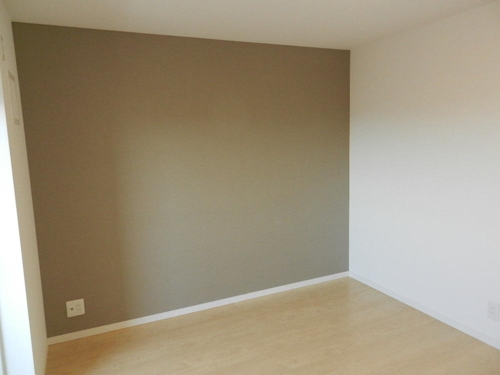 Non-living room. Seller selling other property construction photo