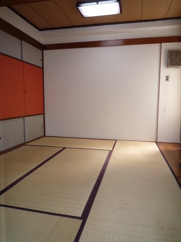 Living and room. Japanese-style room ・ About 6 Pledge