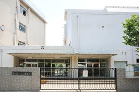 Junior high school. 540m to Bunkyo Ward first junior high school (junior high school)