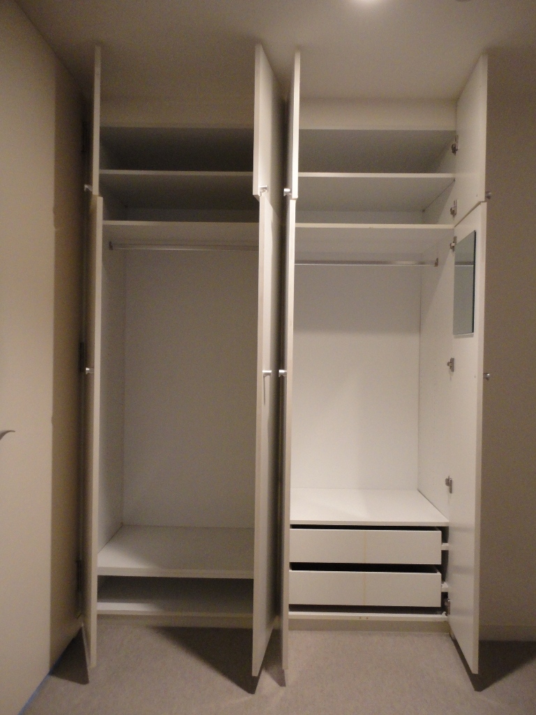 Receipt. Bedroom closet