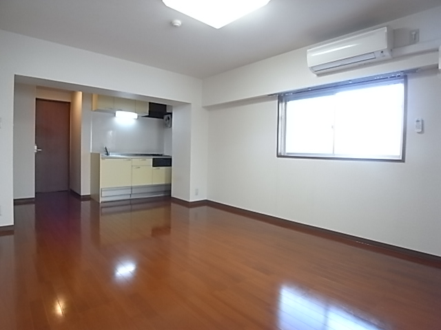 Living and room. Bunkyo loquat Mansion 307