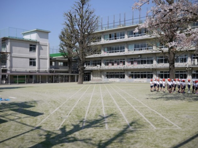 Primary school. Masayuki up to elementary school (elementary school) 227m