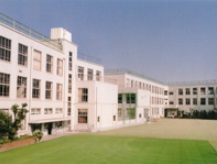 Junior high school. 367m to Bunkyo sixth junior high school (junior high school)