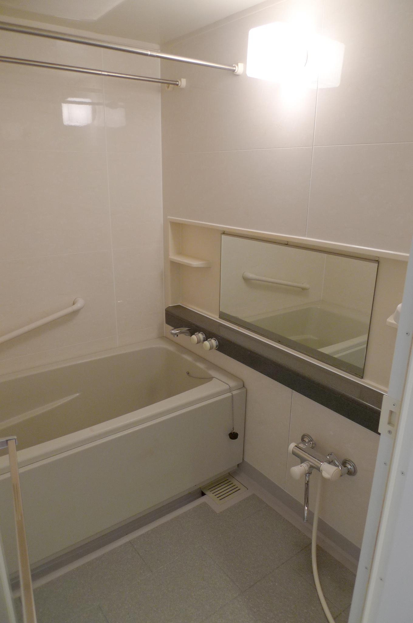Bath. Bathroom heating ・ ventilation ・ With dryer