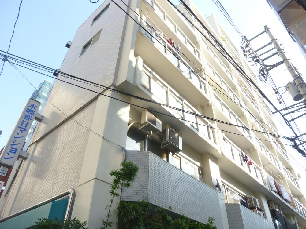 Local appearance photo. Local (11 May 2013) Shooting