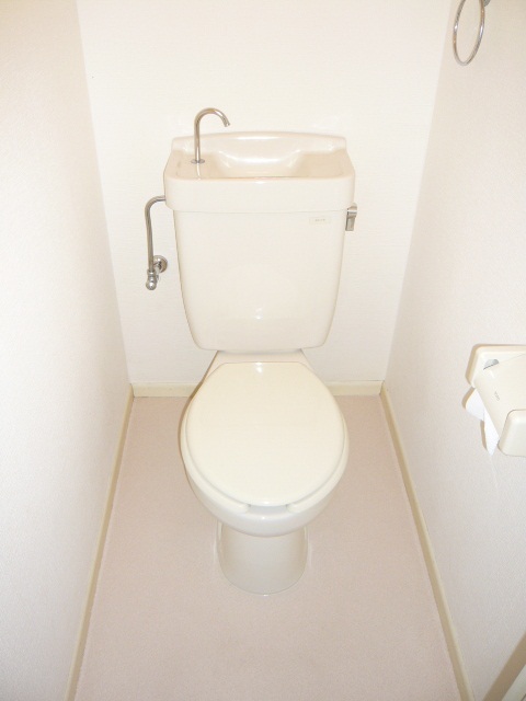 Toilet. Separate photo  ☆ Introduction of recommended apartment our management ・  ・  ・  ☆ 