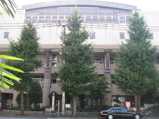 Primary school. 164m to Bunkyo Ward Showa elementary school (elementary school)