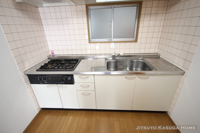 Kitchen. 凰明 apartment kitchen