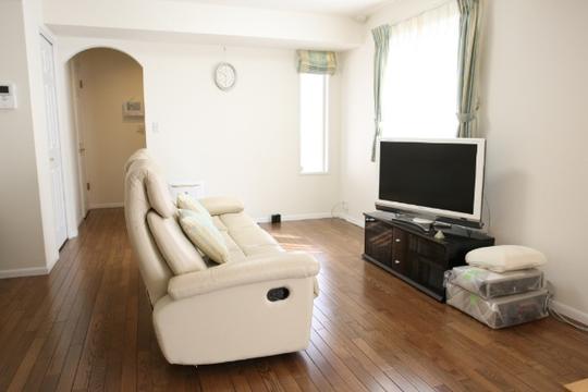 Local appearance photo. Room (living)