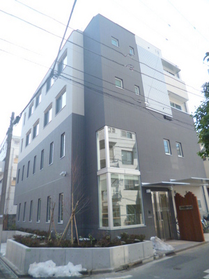 Building appearance. For further information, please contact Nichiwa Ikebukuro (D) 03-3985-2101